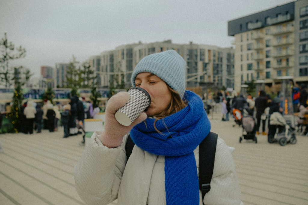 Woman drinking - The WaterAds solution
